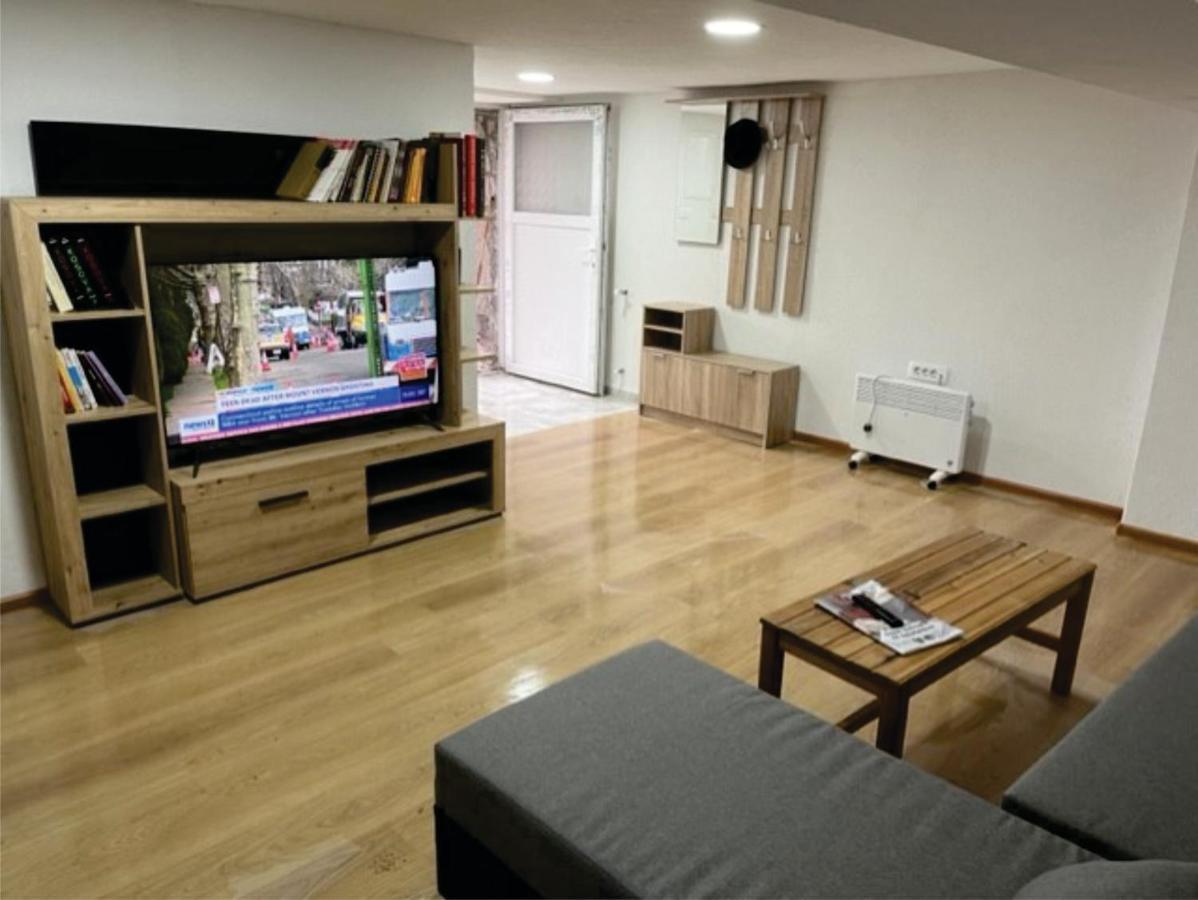 Demo'S Place Gusinje 外观 照片
